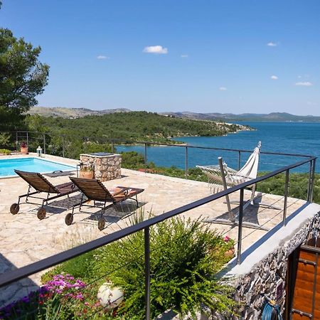 Holiday Home Parma ชิเบนิก ภายนอก รูปภาพ