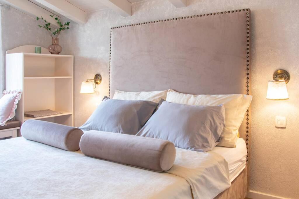Holiday Home Parma ชิเบนิก ภายนอก รูปภาพ